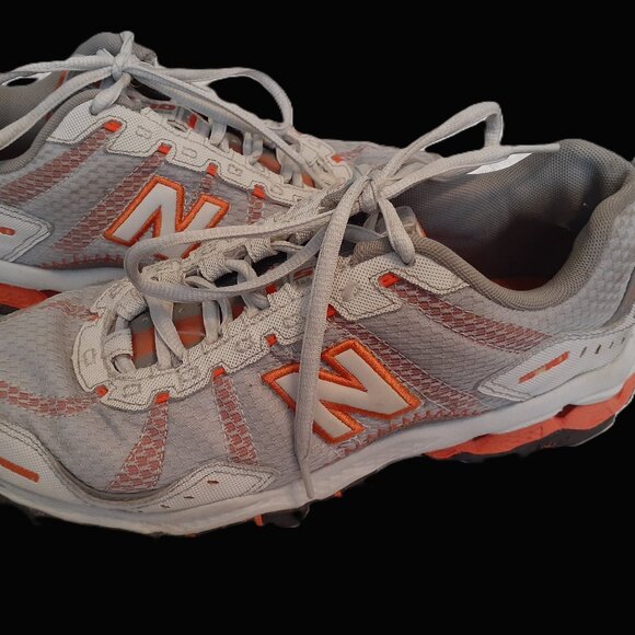 NEW BALANCE 570 ALL TERRAIN SHOES TRAIL RUNNING SNEAKERS WT570GG-WOMENS SIZE 8.5 - Picture 1 of 6